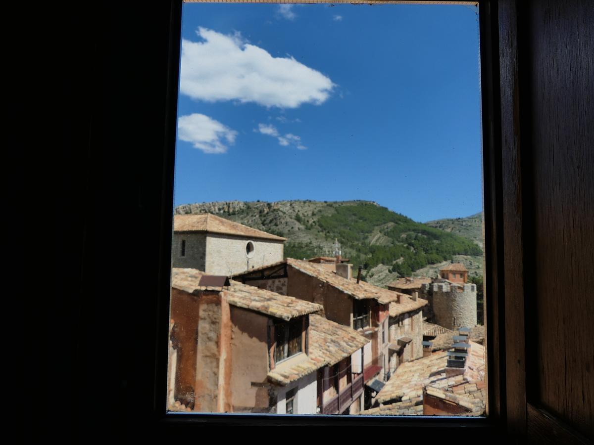 AlbarracínEl Torreon Del Adarveアパートメント エクステリア 写真